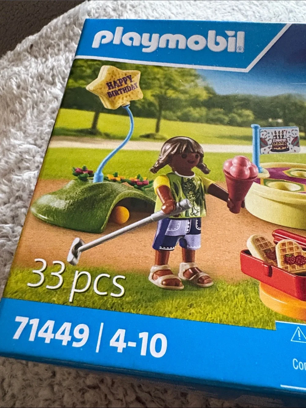 Play Mobil new myLife Kids Mini Golf Playset - Blue/Green